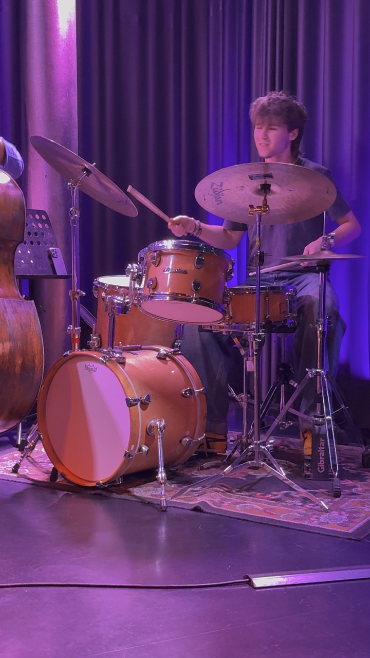 Timothei Farr playing a drum solo at Vortex Jazz Club, London